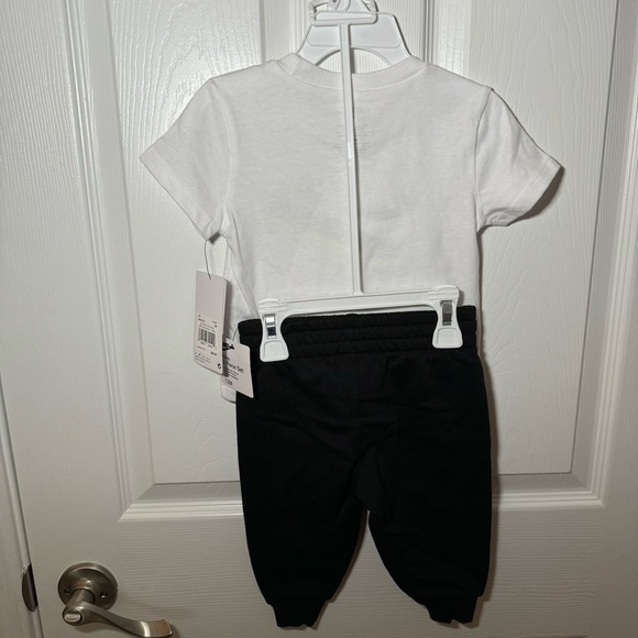 NWT Nike 12 Month Matching pants set. - Picture 7 of 7